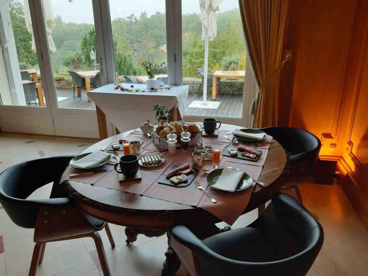 Logis Hotels Domaine Du Chatelard Dirac Dış mekan fotoğraf