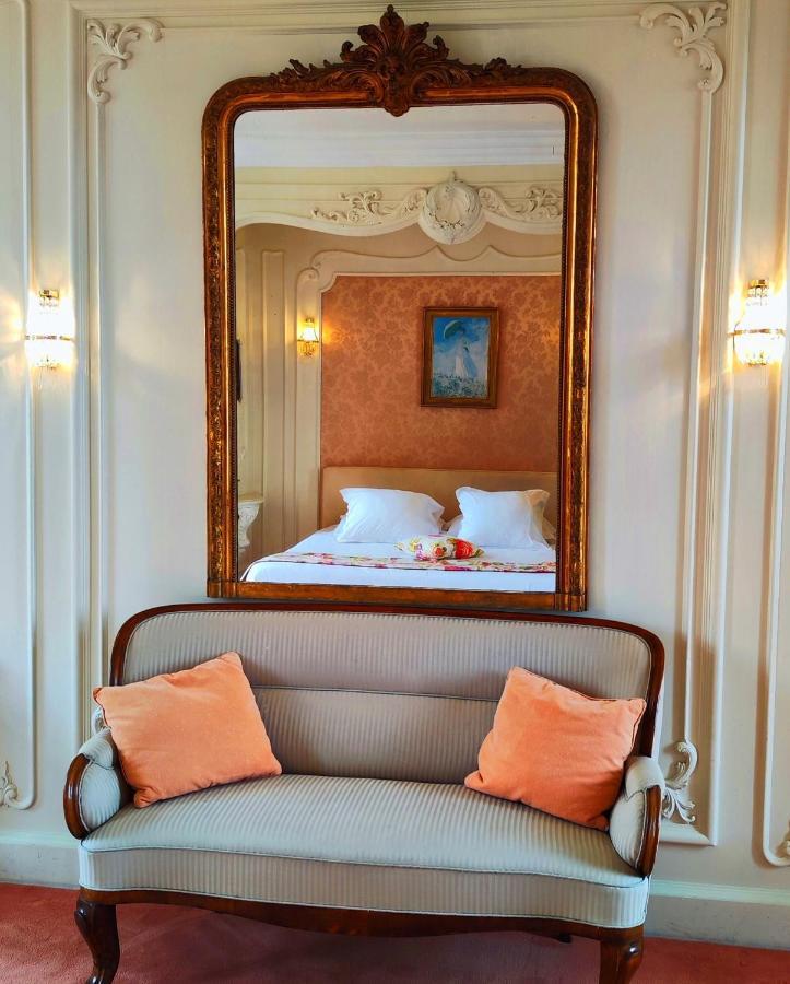 Logis Hotels Domaine Du Chatelard Dirac Dış mekan fotoğraf