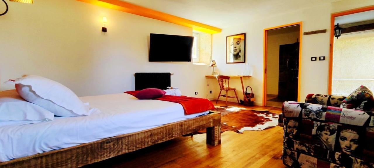 Logis Hotels Domaine Du Chatelard Dirac Dış mekan fotoğraf