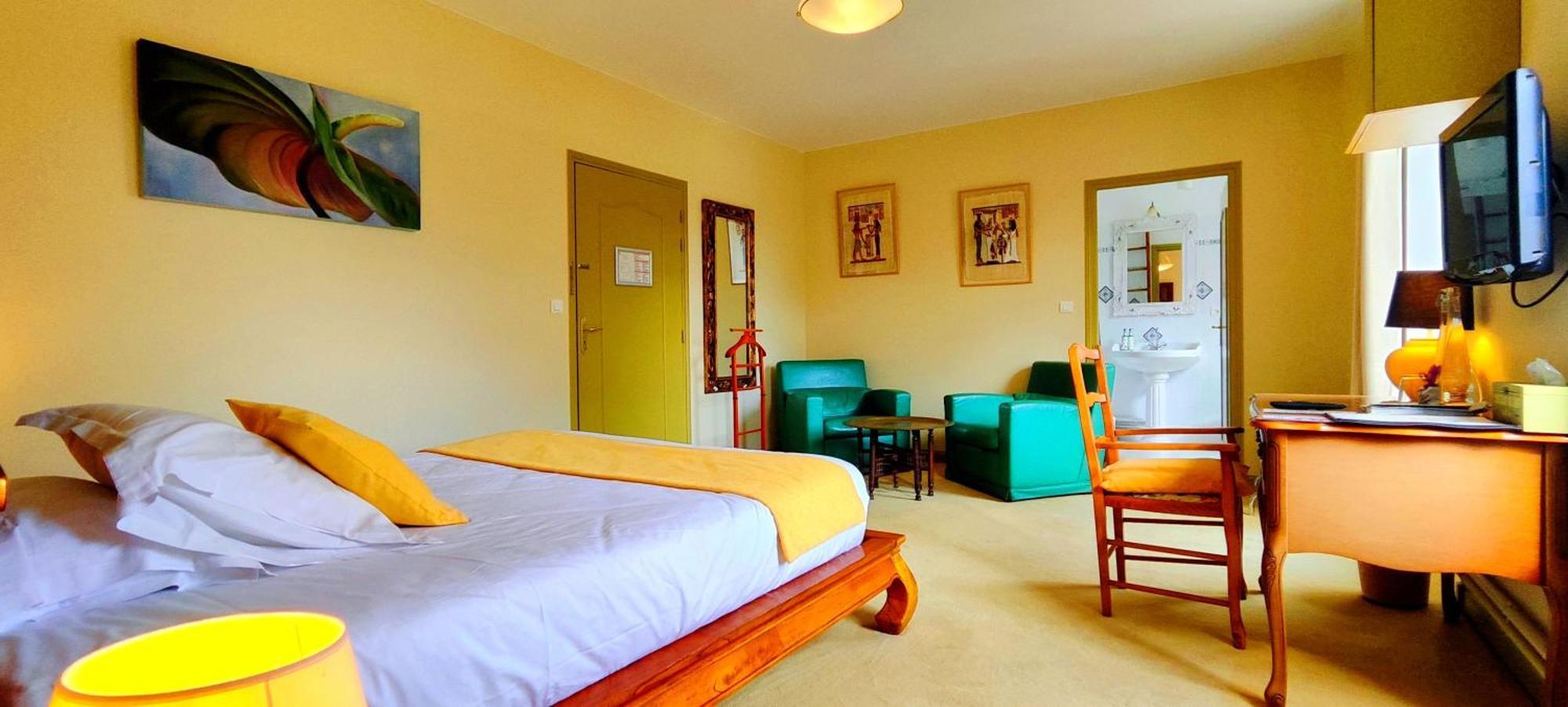 Logis Hotels Domaine Du Chatelard Dirac Dış mekan fotoğraf