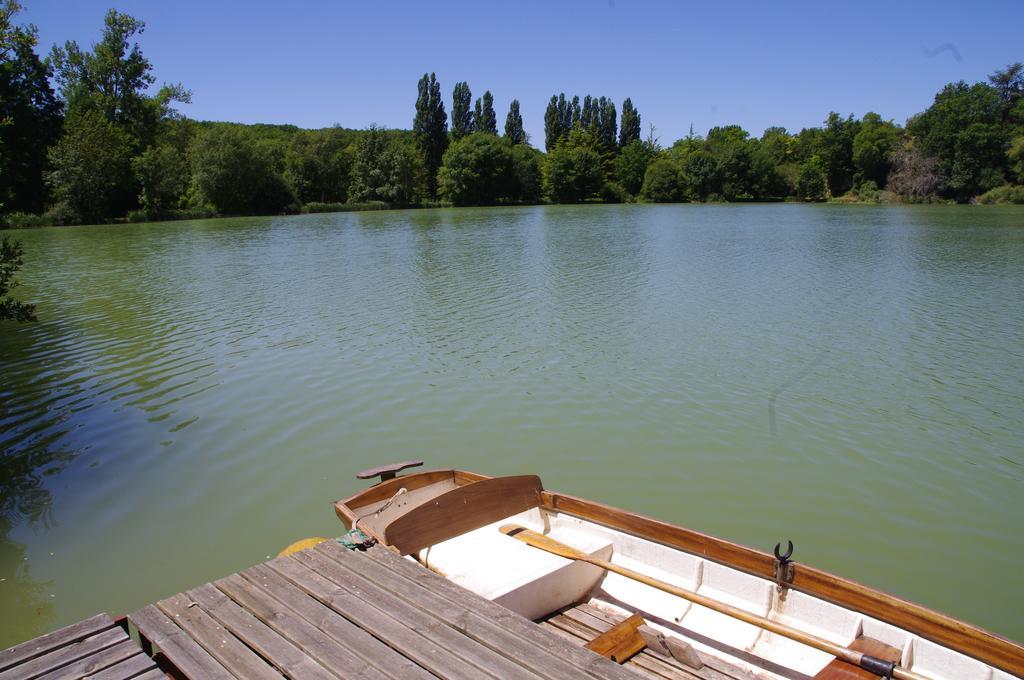 Logis Hotels Domaine Du Chatelard Dirac Dış mekan fotoğraf