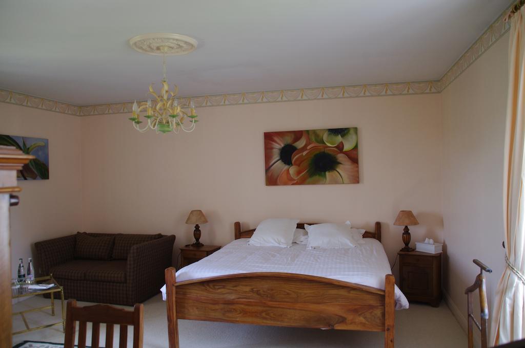 Logis Hotels Domaine Du Chatelard Dirac Dış mekan fotoğraf
